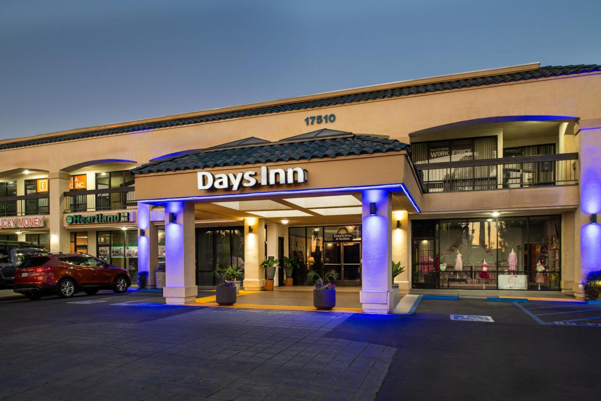Days Inn & Suites By Wyndham Artesia Buitenkant foto