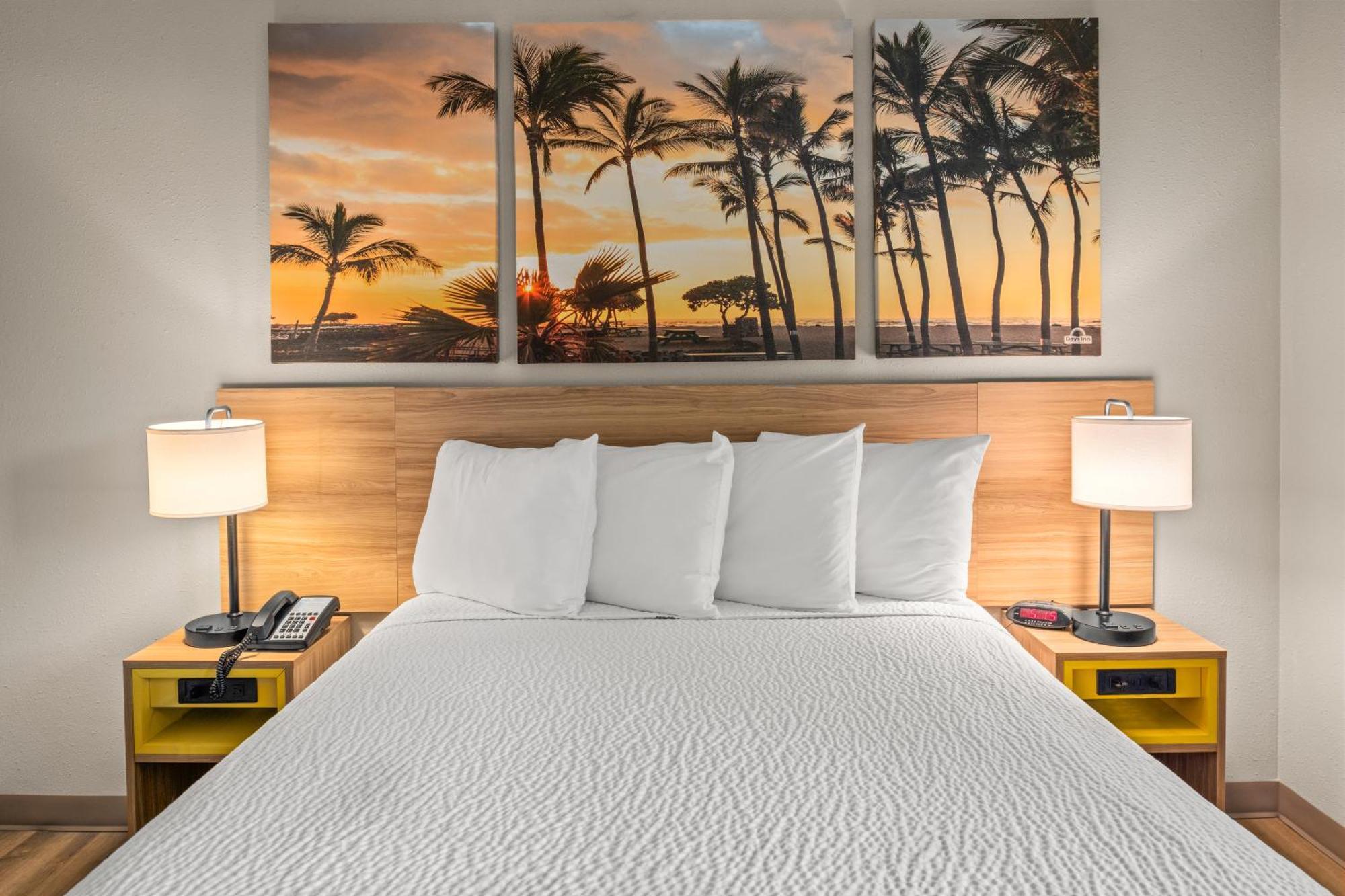 Days Inn & Suites By Wyndham Artesia Buitenkant foto